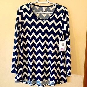 LulaRoe Lynnae Size M